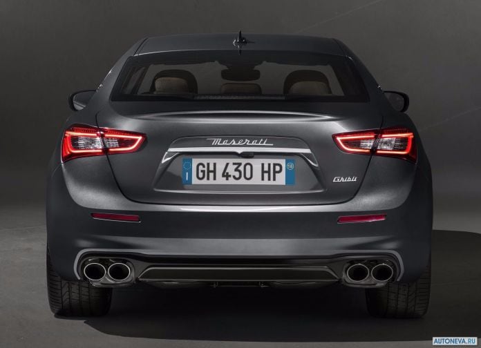 2018 Maserati Ghibli Granlusso - фотография 4 из 4