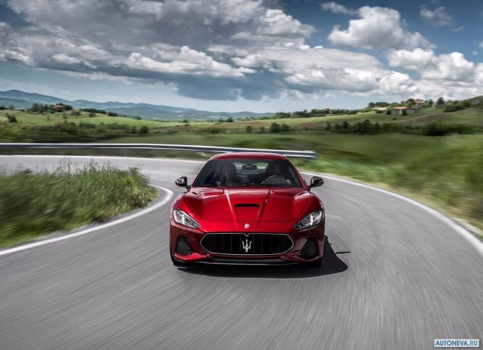 2018 Maserati GranTurismo - фотография 3 из 23