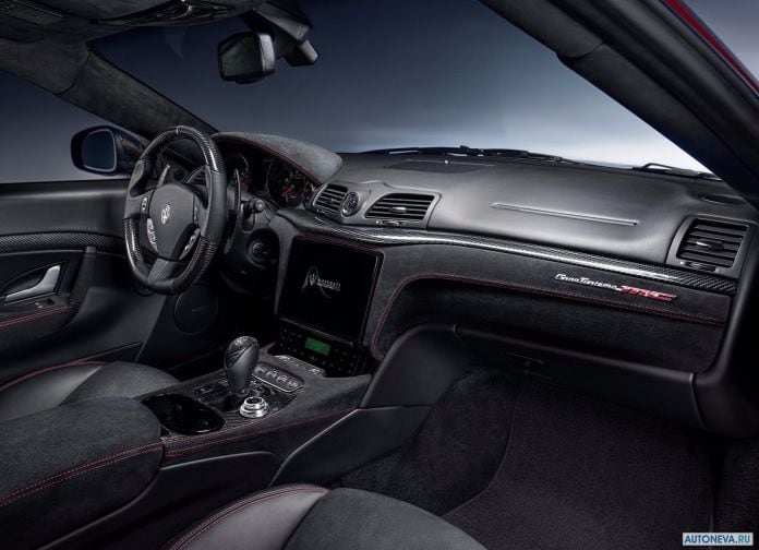 2018 Maserati GranTurismo - фотография 12 из 23