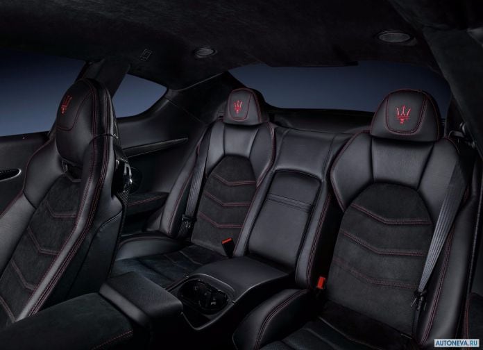 2018 Maserati GranTurismo - фотография 14 из 23