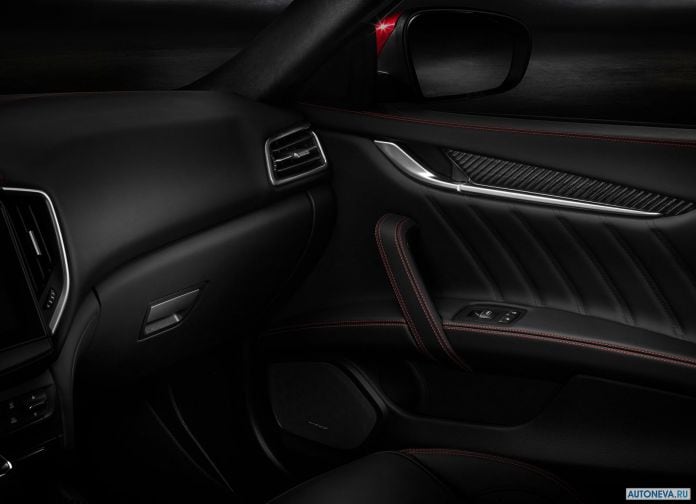 2019 Maserati Ghibli - фотография 31 из 39