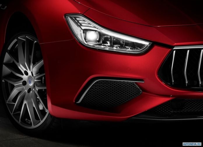 2019 Maserati Ghibli - фотография 35 из 39