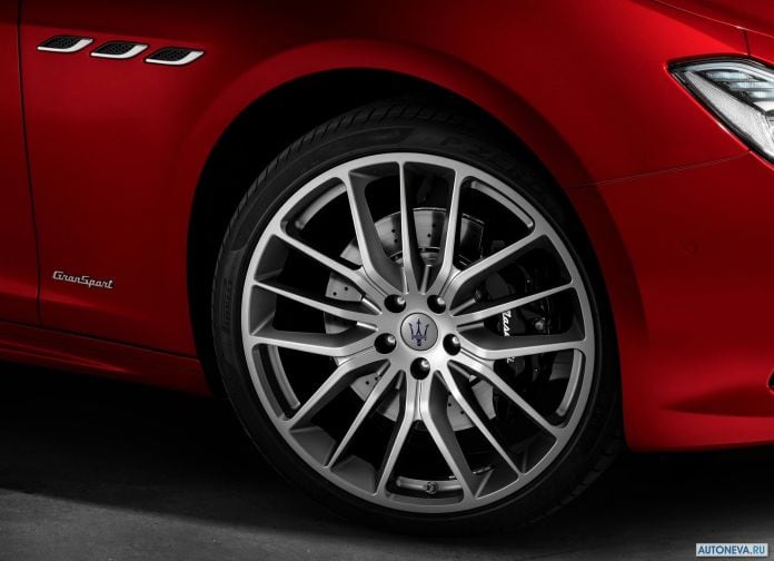 2019 Maserati Ghibli - фотография 38 из 39