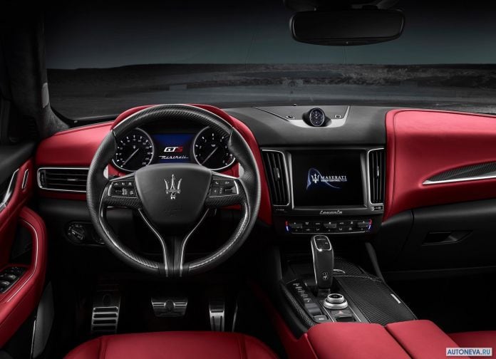 2019 Maserati Levante GTS - фотография 3 из 5