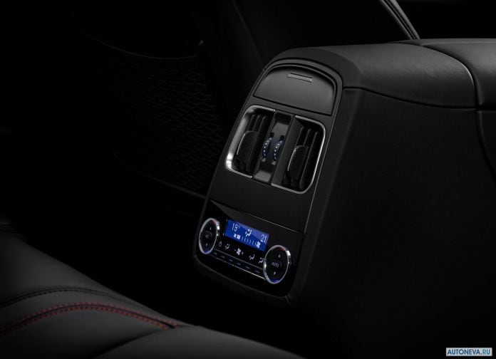 2019 Maserati Levante Trofeo - фотография 13 из 24