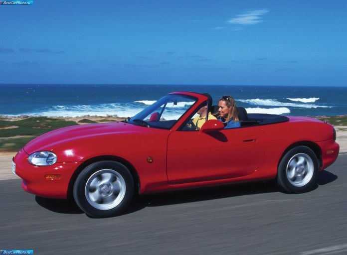 1998 Mazda MX5 - фотография 10 из 42