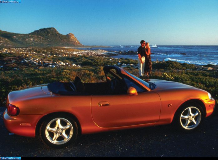 1998 Mazda MX5 - фотография 18 из 42