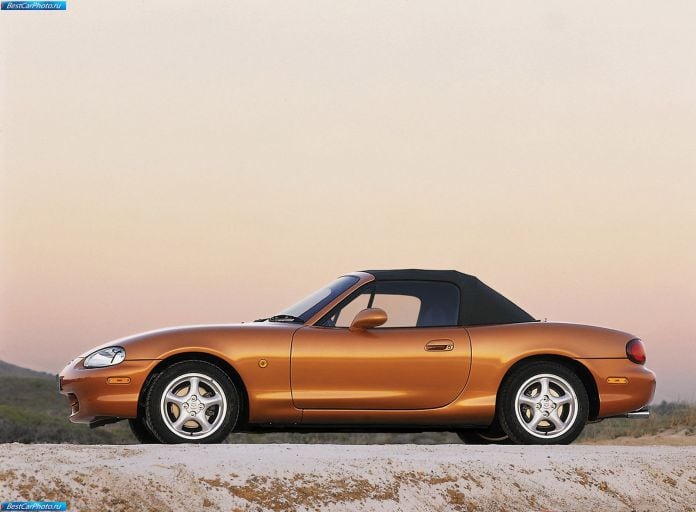 1998 Mazda MX5 - фотография 24 из 42