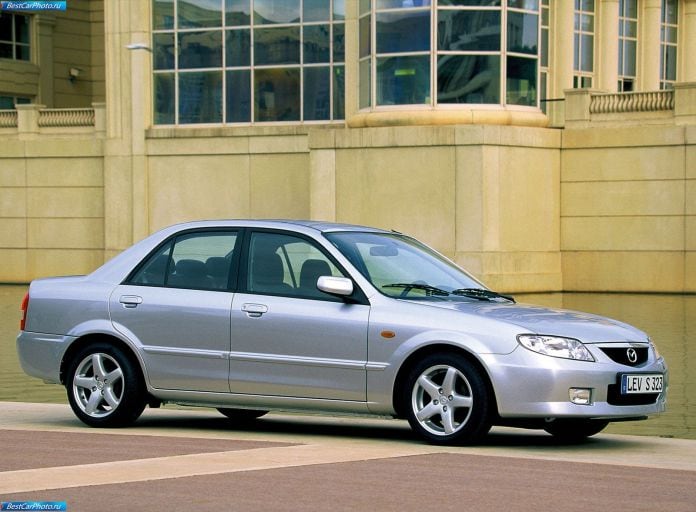 2000 Mazda 323 - фотография 4 из 15