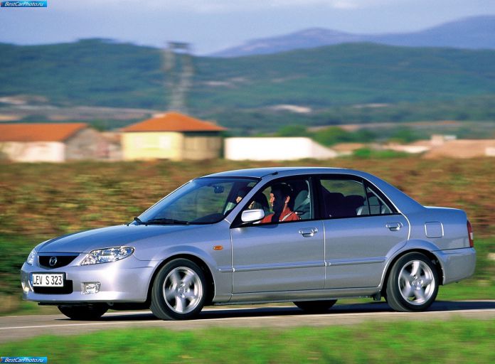 2000 Mazda 323 - фотография 6 из 15