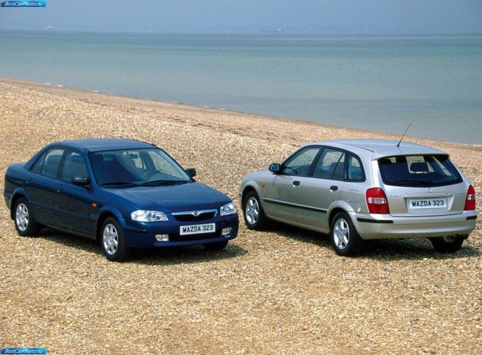 2000 Mazda 323 - фотография 8 из 15