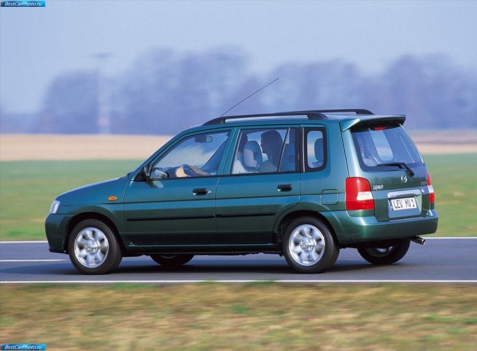 2000 Mazda Demio - фотография 16 из 33