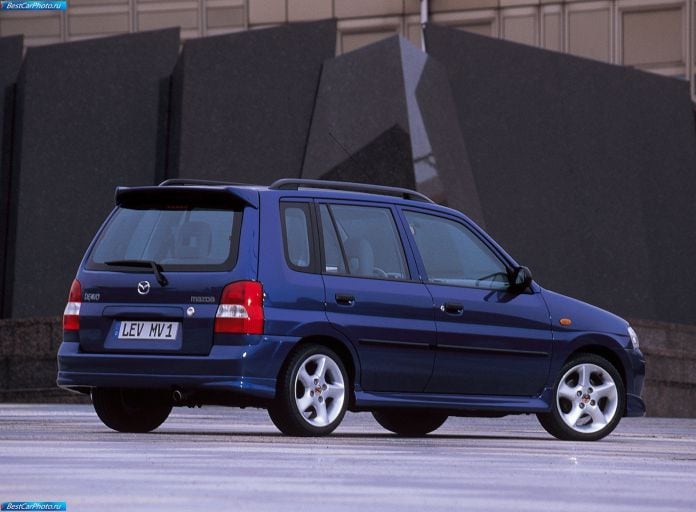2000 Mazda Demio - фотография 17 из 33