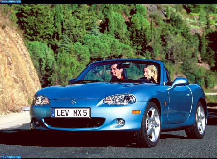 2000 Mazda MX5 - фотография 6 из 38