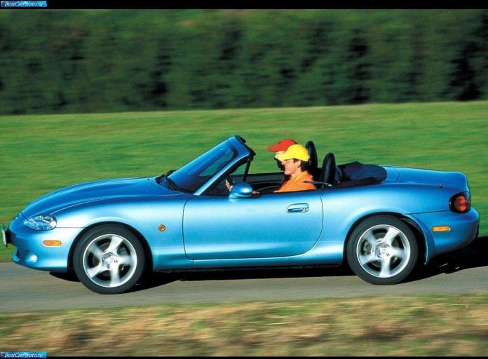 2000 Mazda MX5 - фотография 20 из 38