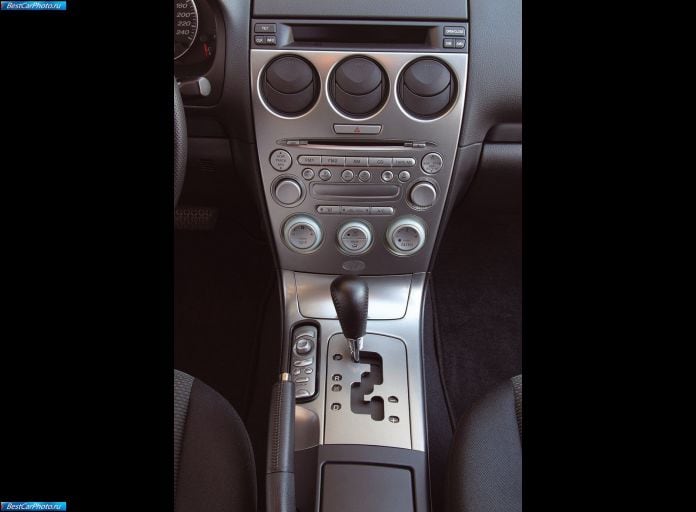 2001 Mazda 6 AWD - фотография 25 из 26