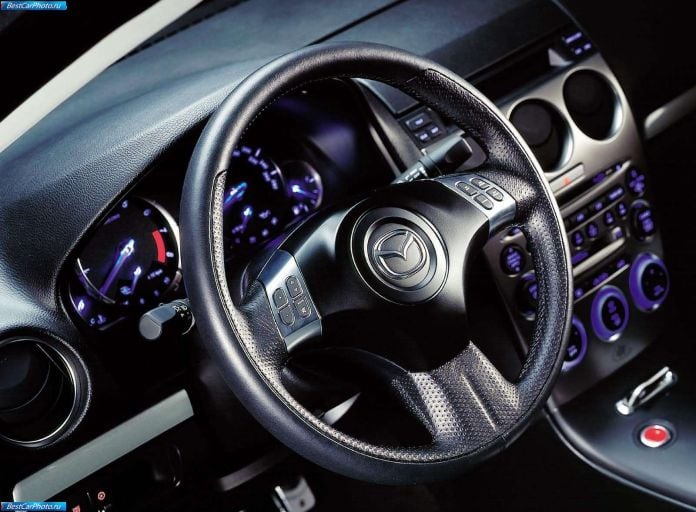 2001 Mazda 6 MPS Concept - фотография 10 из 22