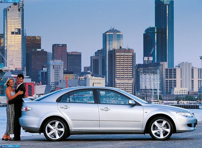 2001 Mazda 6 Sedan - фотография 17 из 35