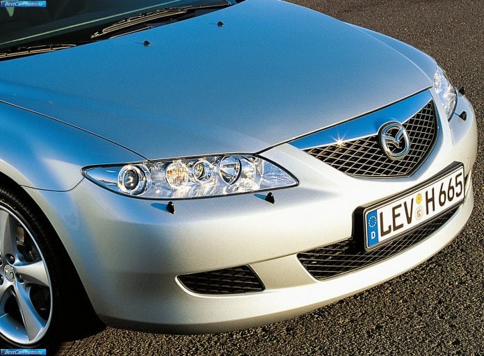 2001 Mazda 6 Sedan - фотография 28 из 35