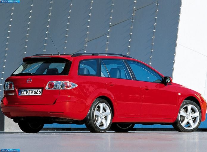 2001 Mazda 6 Wagon - фотография 10 из 20