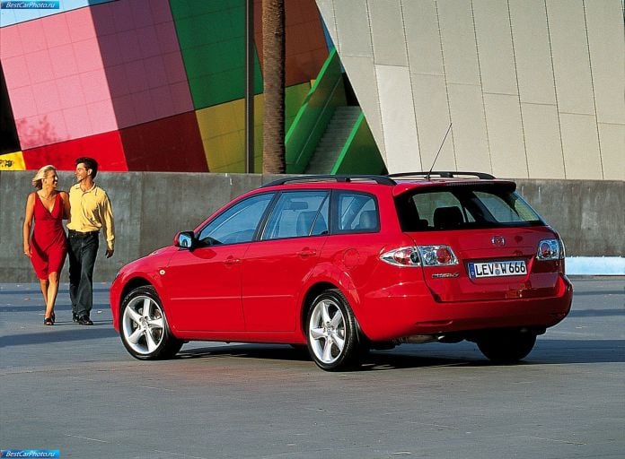 2001 Mazda 6 Wagon - фотография 13 из 20