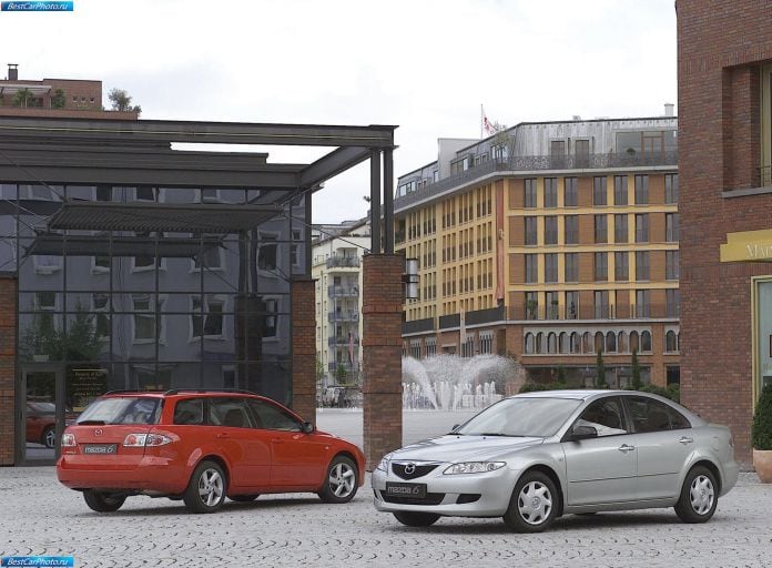 2001 Mazda 6 Wagon - фотография 15 из 20