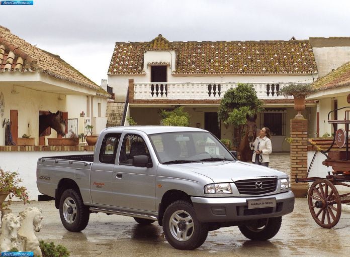 2001 Mazda B2500 - фотография 22 из 57