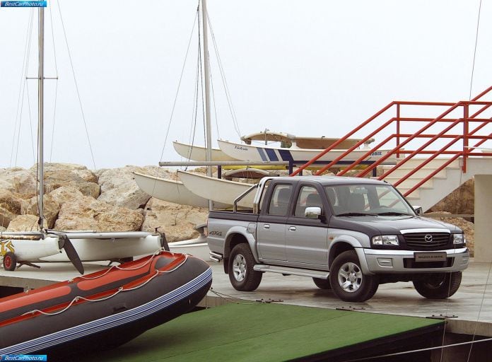 2001 Mazda B2500 - фотография 27 из 57