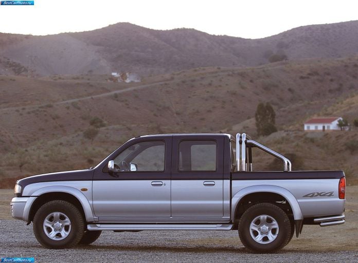 2001 Mazda B2500 - фотография 37 из 57