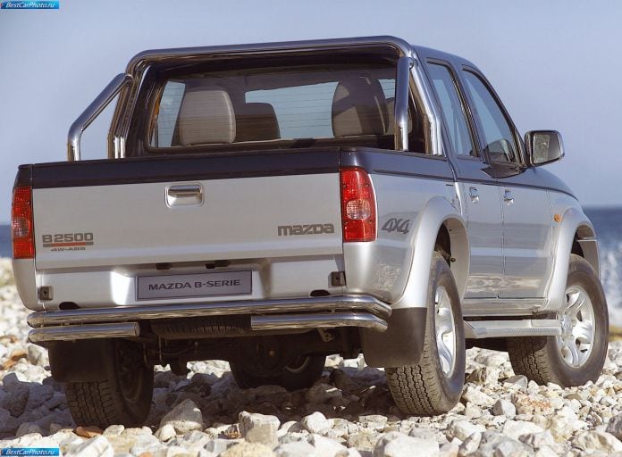 2001 Mazda B2500 - фотография 40 из 57