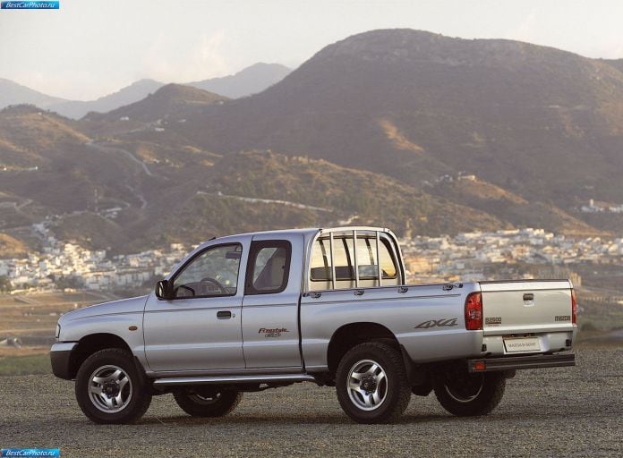 2001 Mazda B2500 - фотография 41 из 57