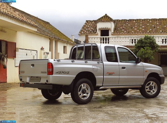 2001 Mazda B2500 - фотография 42 из 57