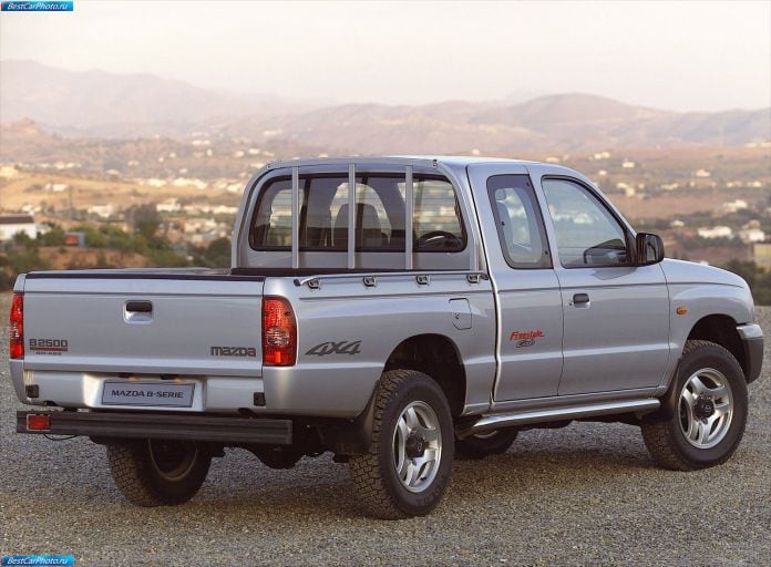 2001 Mazda B2500 - фотография 44 из 57