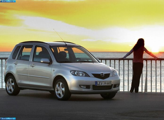 2003 Mazda 2 - фотография 1 из 112