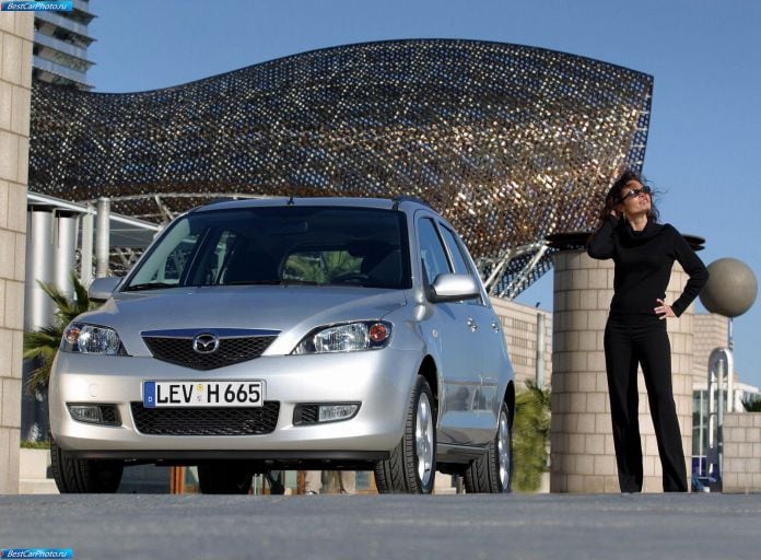 2003 Mazda 2 - фотография 12 из 112