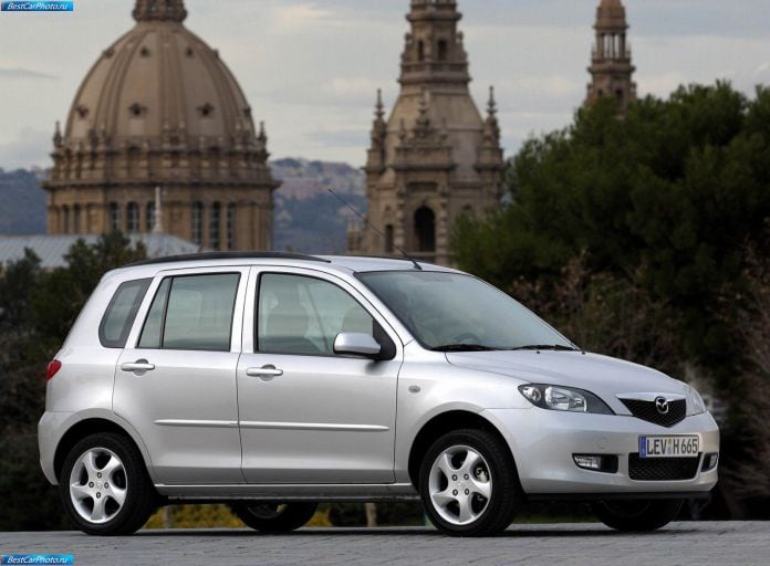 2003 Mazda 2 - фотография 26 из 112