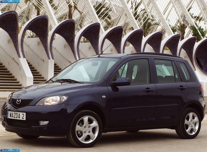 2003 Mazda 2 - фотография 39 из 112