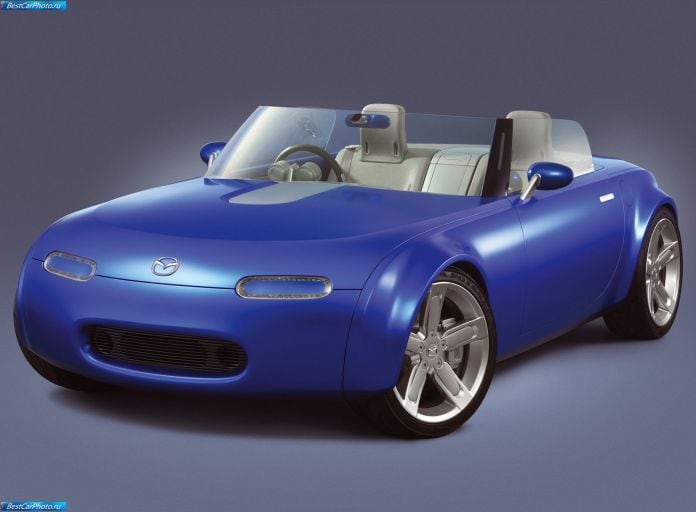 2003 Mazda Ibuki Concept - фотография 1 из 3