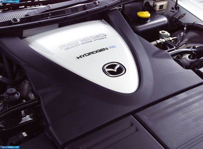 2003 Mazda RX8 Hydrogen Concept - фотография 13 из 18