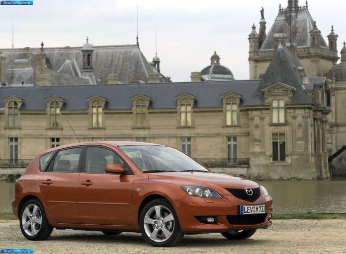 2004 Mazda 3 5-door - фотография 11 из 80