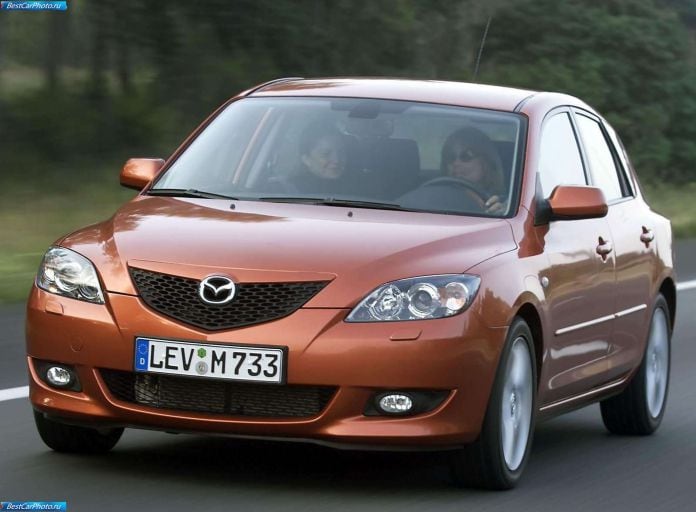 2004 Mazda 3 5-door - фотография 16 из 80