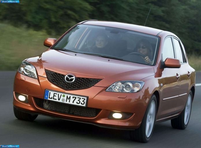 2004 Mazda 3 5-door - фотография 21 из 80