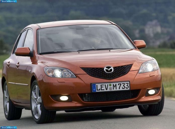 2004 Mazda 3 5-door - фотография 22 из 80