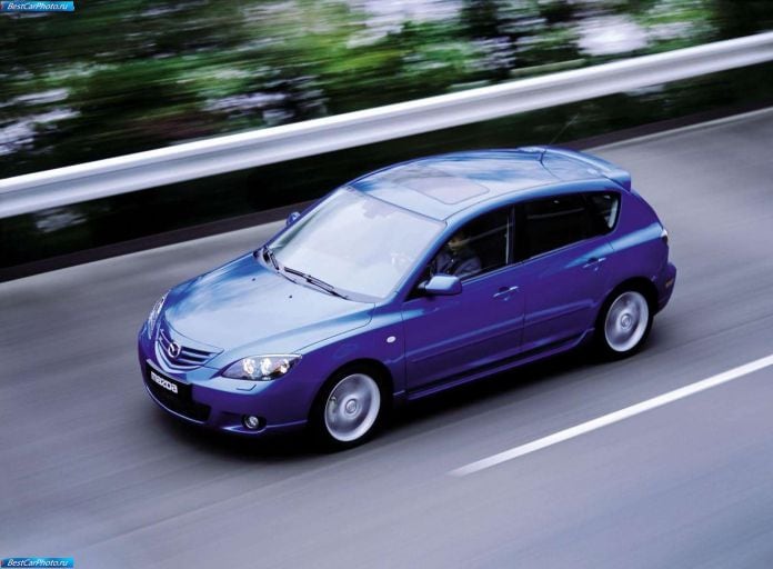 2004 Mazda 3 5-door - фотография 24 из 80