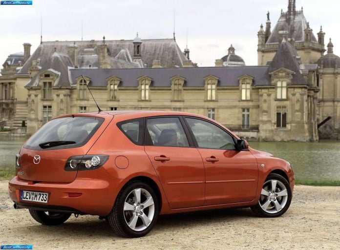 2004 Mazda 3 5-door - фотография 30 из 80