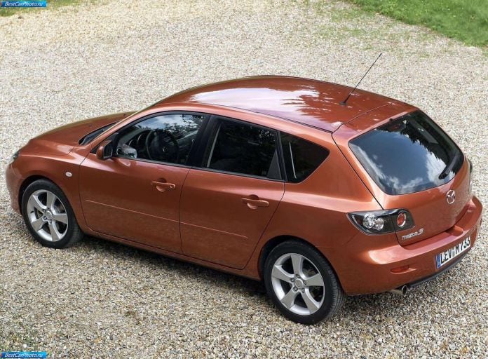 2004 Mazda 3 5-door - фотография 40 из 80