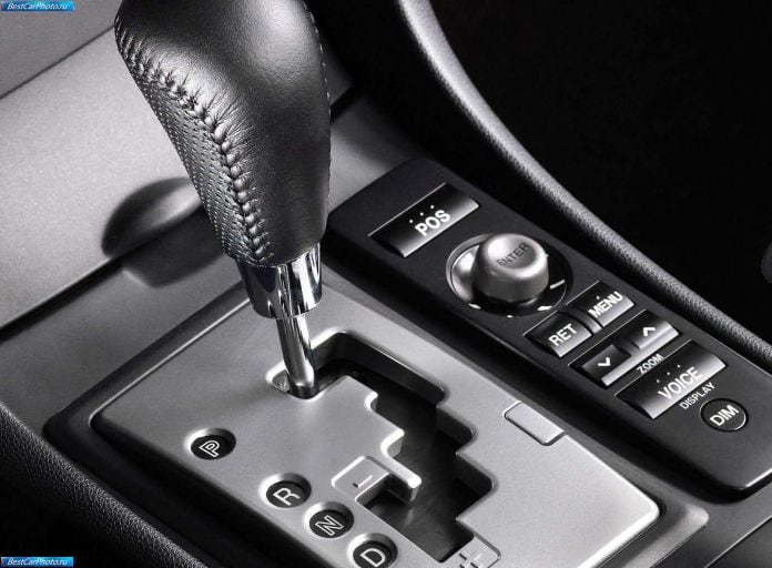 2004 Mazda 3 5-door - фотография 59 из 80