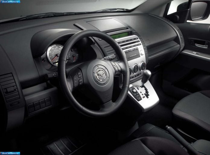 2004 Mazda 5 European Version - фотография 34 из 62