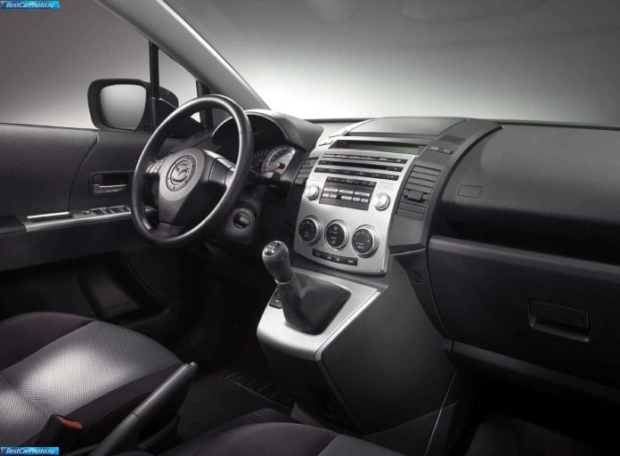 2004 Mazda 5 European Version - фотография 35 из 62