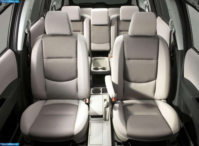 2004 Mazda 5 European Version - фотография 41 из 62